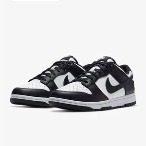 Nike Dunk Low Pandas